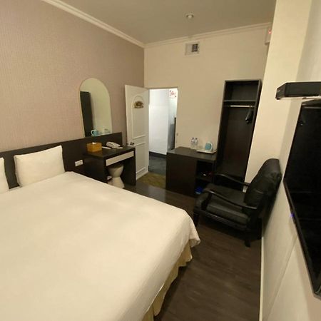 Queens Hotel Taipei Dış mekan fotoğraf