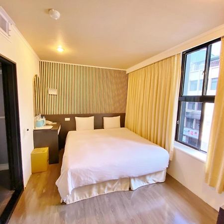 Queens Hotel Taipei Dış mekan fotoğraf