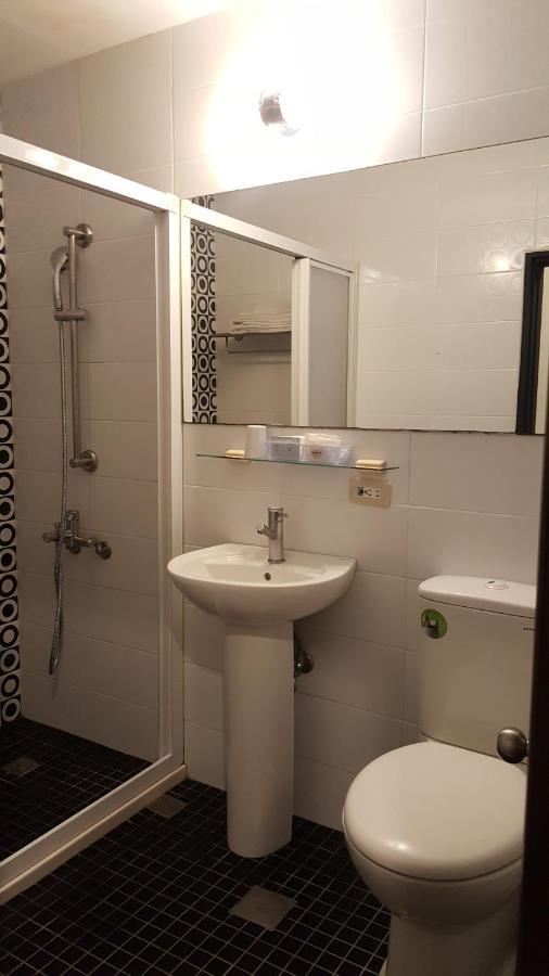 Queens Hotel Taipei Dış mekan fotoğraf