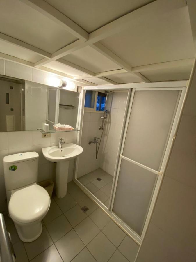 Queens Hotel Taipei Dış mekan fotoğraf