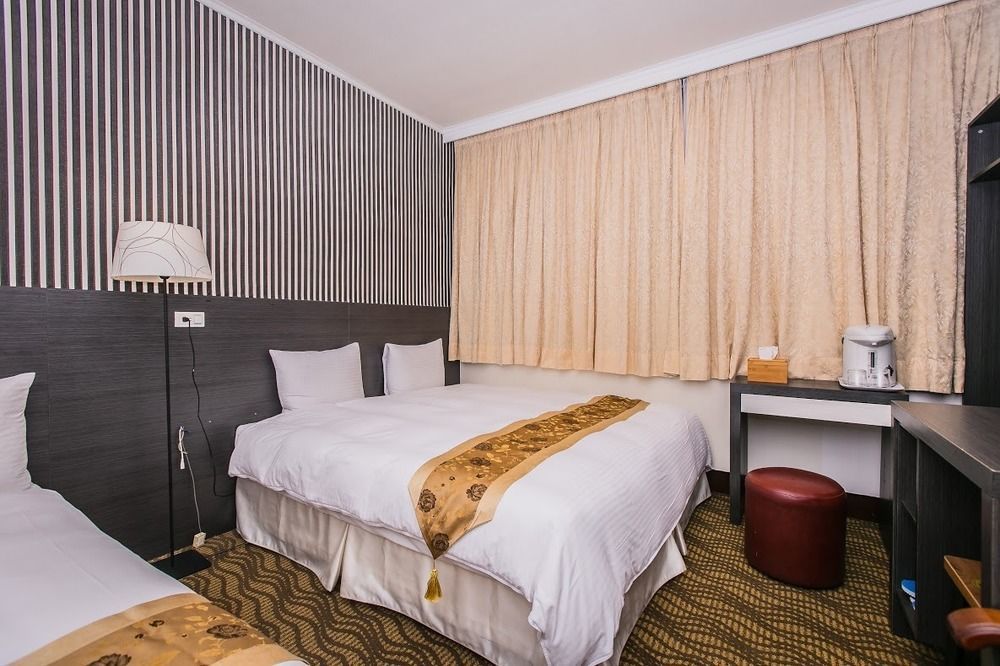 Queens Hotel Taipei Dış mekan fotoğraf