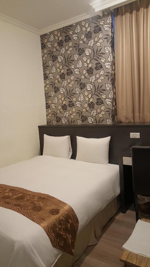 Queens Hotel Taipei Dış mekan fotoğraf